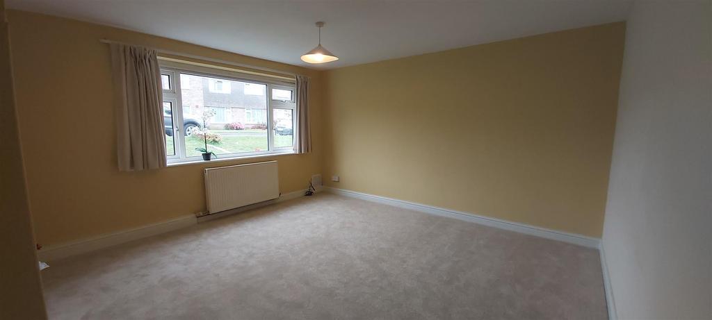 13 Cornish Road Lounge.jpg