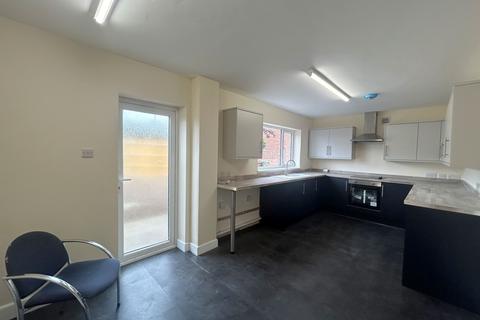 3 bedroom end of terrace house for sale, The Park, Northway, Tewkesbury GL20