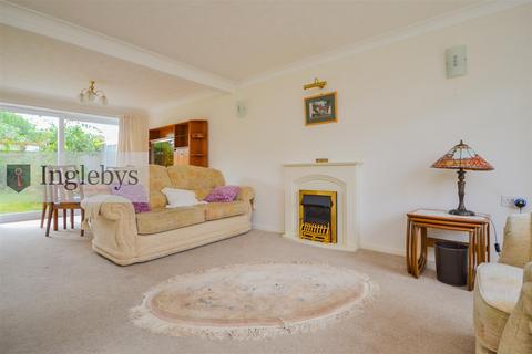 3 bedroom semi-detached house for sale, Chestnut Close, Saltburn-By-The-Sea