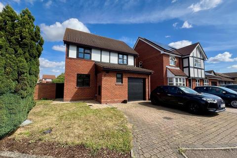 3 bedroom detached house for sale, Heron Way, Mayland