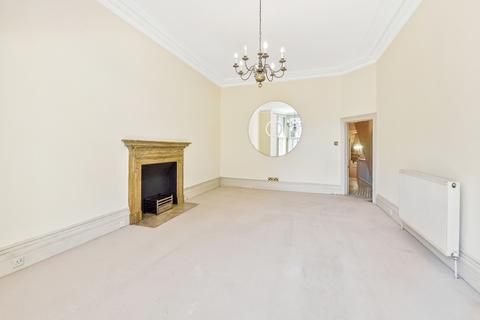 2 bedroom maisonette for sale, A Wetherby Place, London