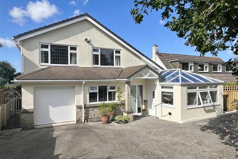 5 Beach Road, Carlyon Bay, St Austell, PL25 3PQ