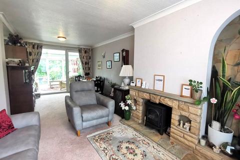 3 bedroom semi-detached house for sale, Langdale Road, Leyland PR25