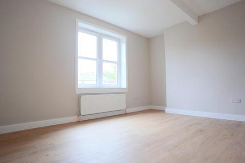 2 bedroom flat to rent, Clearburn Crescent, Prestonfield, Edinburgh, EH16