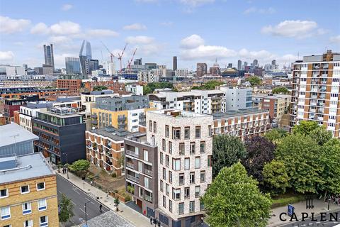 3 bedroom penthouse for sale, Great Suffolk Street, London