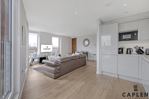 3 bedroom penthouse for sale, Great Suffolk Street, London