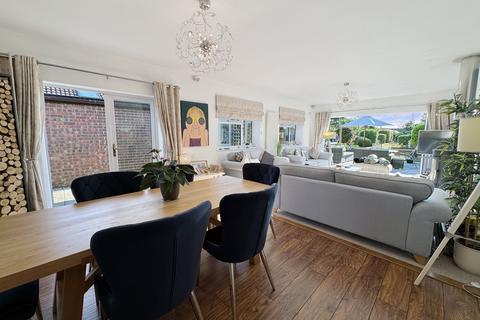 93 Bell Lane, Kesgrave, Ipswich, IP5 1LZ