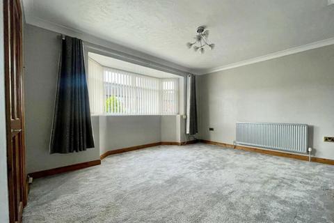 3 bedroom semi-detached house for sale, Bradshaws Lane, Ainsdale, Southport, Merseyside, PR8 3LQ