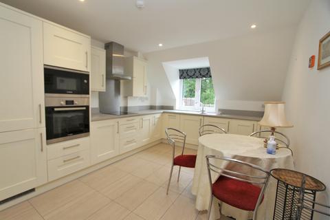 2 bedroom apartment for sale, Carlisle Road, Eastbourne  BN20