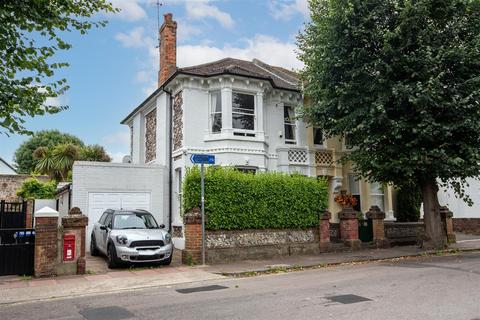 3 bedroom semi-detached house for sale, Cambridge Road, Worthing