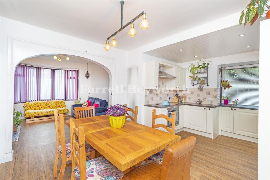 Lincoln Road, Lancaster LA1 3 bed semidetached house to rent £1,050