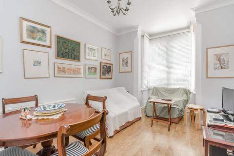 1 bedroom flat to rent, Birdhurst Road, The Tonsleys, London, SW18