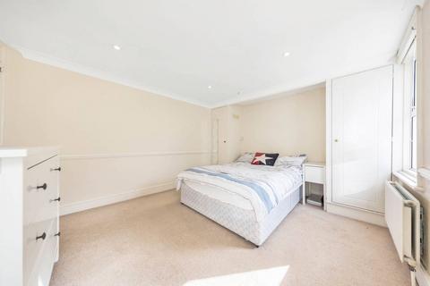 2 bedroom flat to rent, Eckstein Road, Clapham Junction, London, SW11