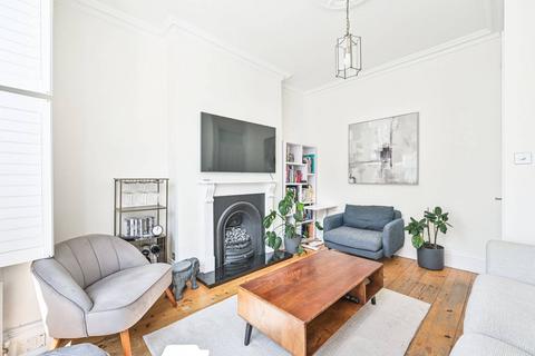 2 bedroom flat to rent, Donaldson Road, Queen's Park, London, NW6