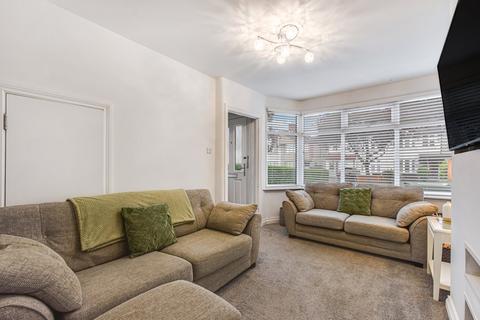 79 Beverley Avenue, Sidcup, DA15 8HF