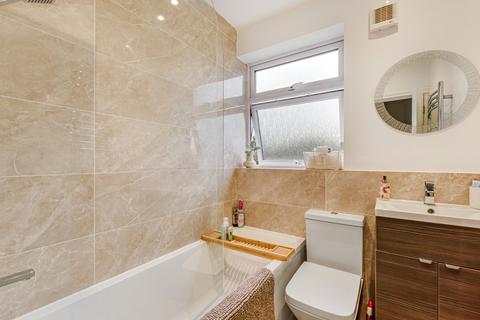 79 Beverley Avenue, Sidcup, DA15 8HF