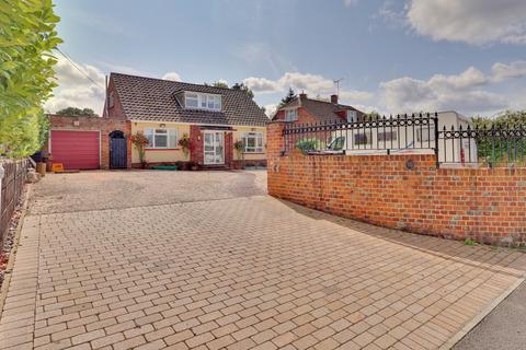 5 bedroom chalet for sale, Atheling Road, Hythe