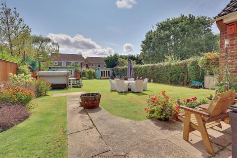 15 Atheling Road, Hythe, Southampton, SO45 6BS