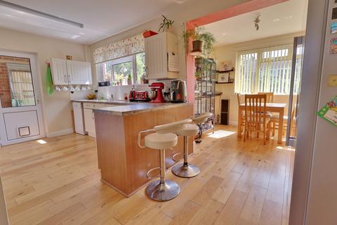 15 Atheling Road, Hythe, Southampton, SO45 6BS