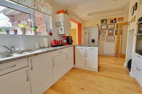 15 Atheling Road, Hythe, Southampton, SO45 6BS