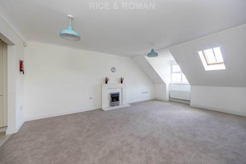 2 bedroom retirement property to rent, High Street, Hampton TW12