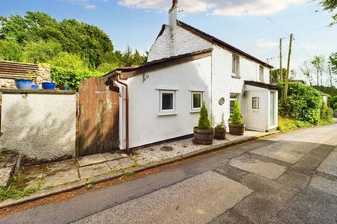 3 bedroom detached house for sale, Rumble Street, Monkswood NP15