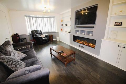 2 Dart, Hockley, Tamworth, B77 5QD