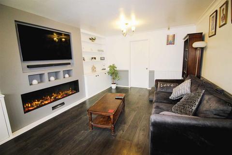 2 Dart, Hockley, Tamworth, B77 5QD