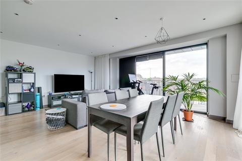 2 bedroom apartment to rent, Chivers Passage, London, SW18