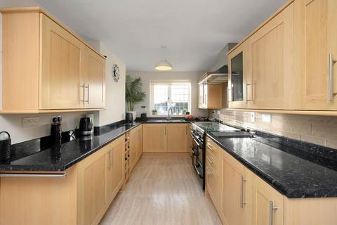 3 bedroom detached house for sale, Harts Close, Teignmouth, TQ14