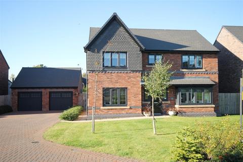 4 bedroom detached house for sale, Hamlet Court, Medburn, Nr Ponteland, Newcastle Upon Tyne, Northumberland