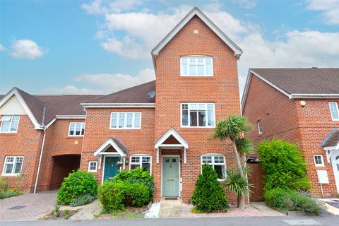 4 bedroom semi-detached house for sale, Marrow Meade, Hampshire GU51