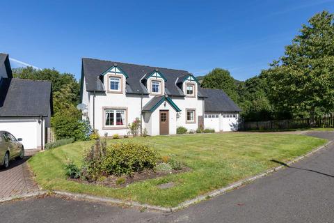 4 bedroom detached house for sale, St. Colm Place, Pitlochry, Perth And Kinross. PH16 5FB