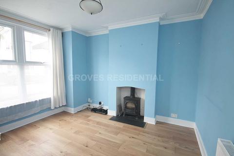 51 George Road, New Malden, KT3 6BT