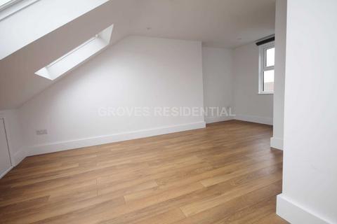 51 George Road, New Malden, KT3 6BT