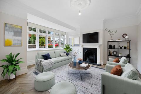 29 Mount Park, Carshalton, SM5 4PR
