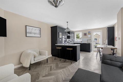111 Brampton Road, Cambridge, CB1 3HJ