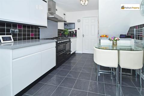 19 Chervil Close, Stoke-on-trent, ST3 7YD