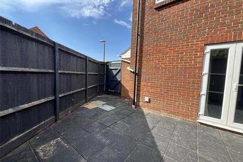 1 Bilsington Close, Chatham, ME5 7NE