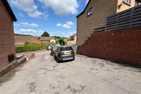 1 Bilsington Close, Chatham, ME5 7NE