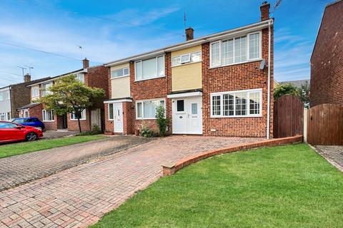 3 bedroom semi-detached house for sale, Elm Walk, Rayne, Braintree, CM77