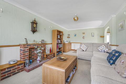 2 bedroom semi-detached bungalow for sale, Piddinghoe Avenue, Peacehaven