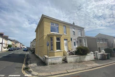 5 bedroom end of terrace house for sale, Pearson Road, Plymouth PL4