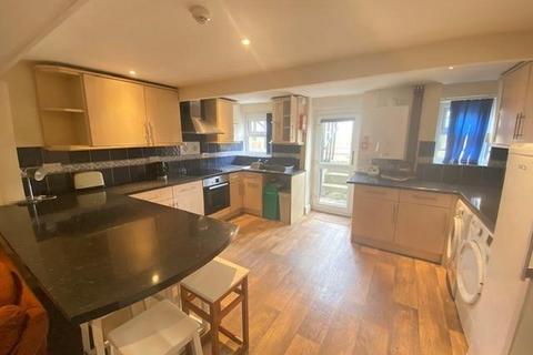 5 bedroom end of terrace house for sale, Pearson Road, Plymouth PL4