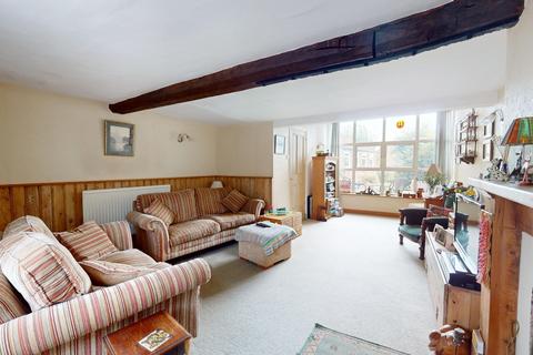 3 bedroom cottage for sale, High Street, Great Doddington, NN29 7TQ