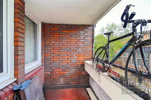 1 bedroom flat for sale, Tanners End Lane, Edmonton, N18