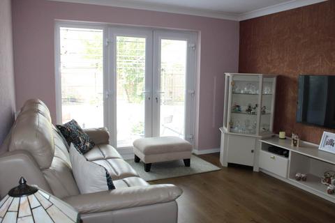 6 Endeavour Close, Seaton Carew, Hartlepool, TS25 1EY