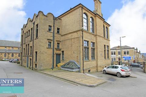 1 bedroom apartment to rent, Byron Halls Barkerend, Bradford, West Yorkshire, BD3 0AR