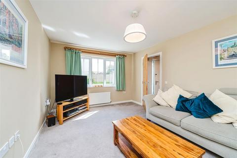4 bedroom detached house for sale, Threipmuir Walk, Murieston, Livingston