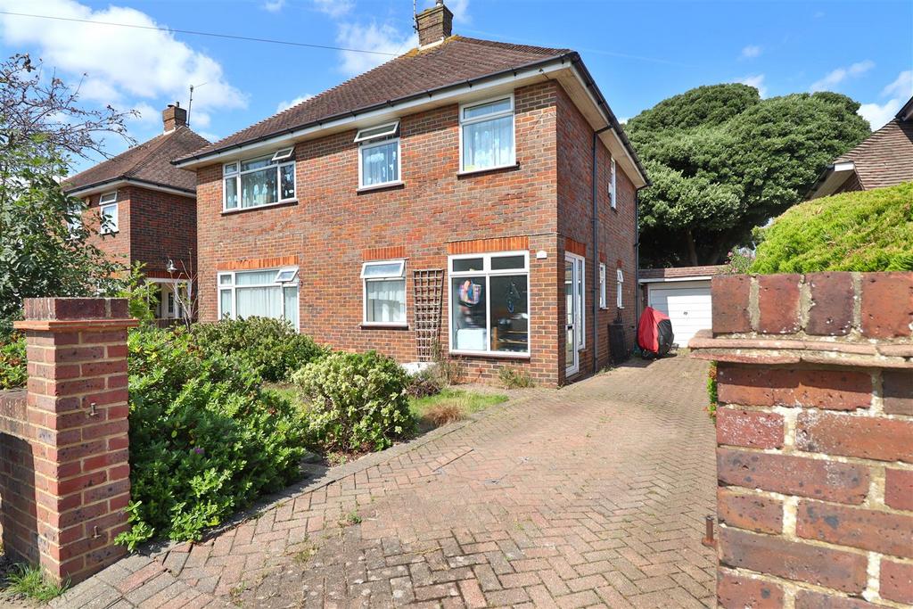 Sompting Avenue, Worthing, BN14 3 bed detached house for sale £500,000